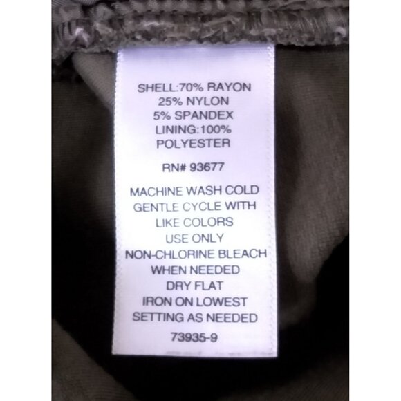 Liz Claiborne Plus Size 18W Cropped Trousers Olive Green Stylish Pants Fit Casua - Picture 7 of 10